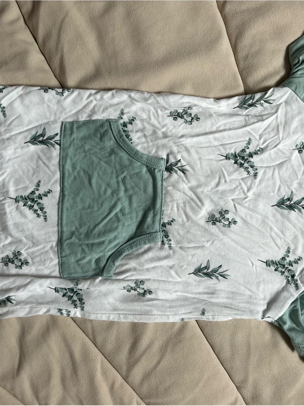 Kyte BABY White Romper with Green Leaf Print and Solid Green Pocket